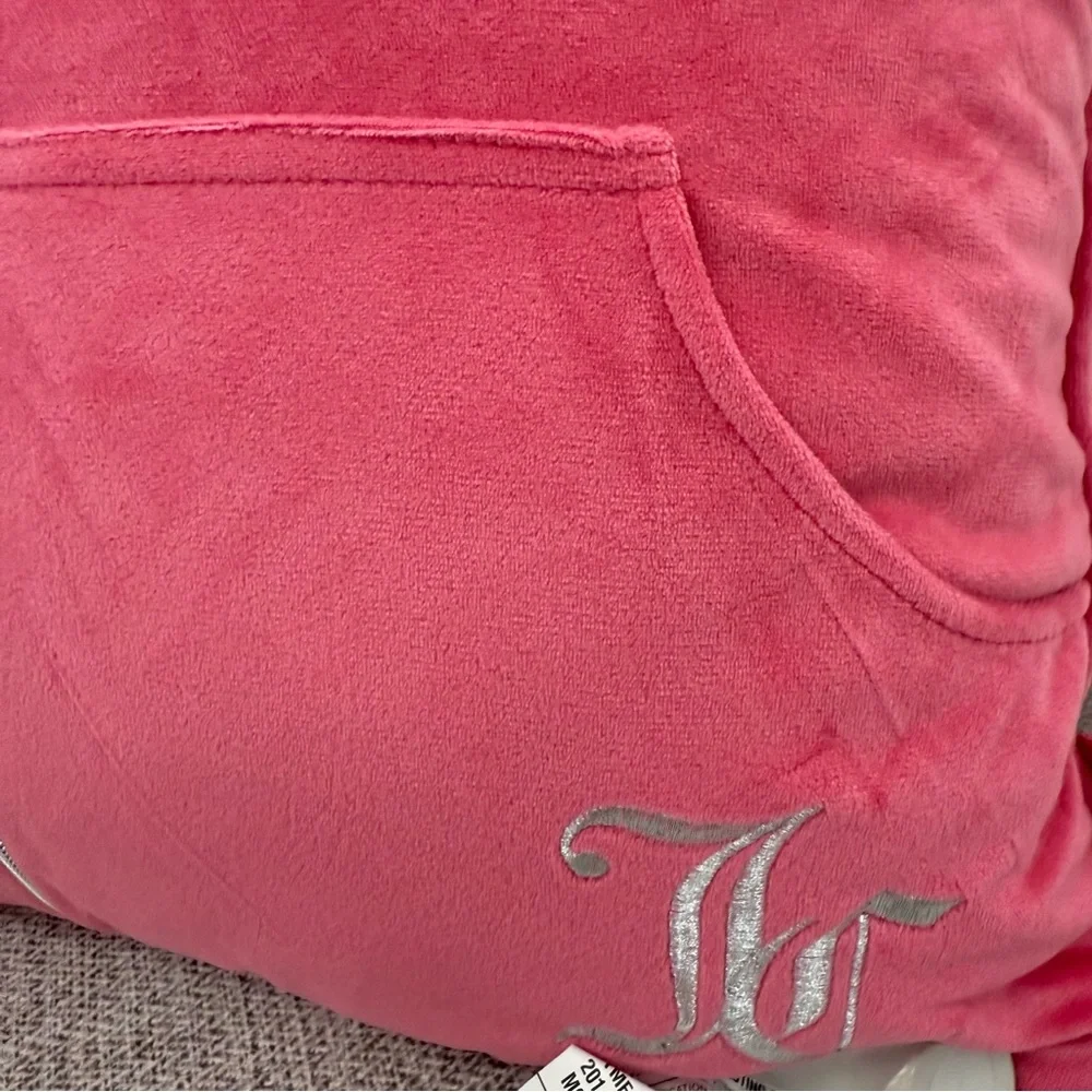 Juicy Couture add touch
